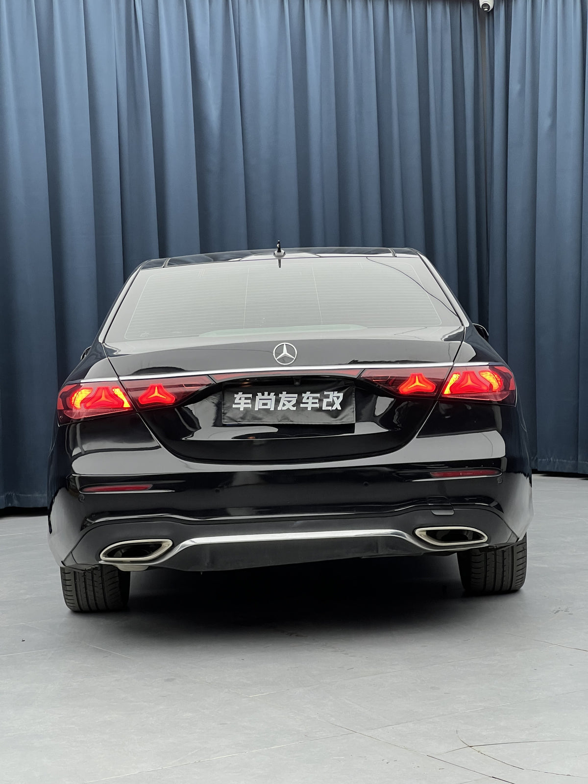 Mercedes-Benz E-Class W212 | 2010 E300 | 奔驰 E 级 W212|2010 款 E300 – vehicle photo 2
