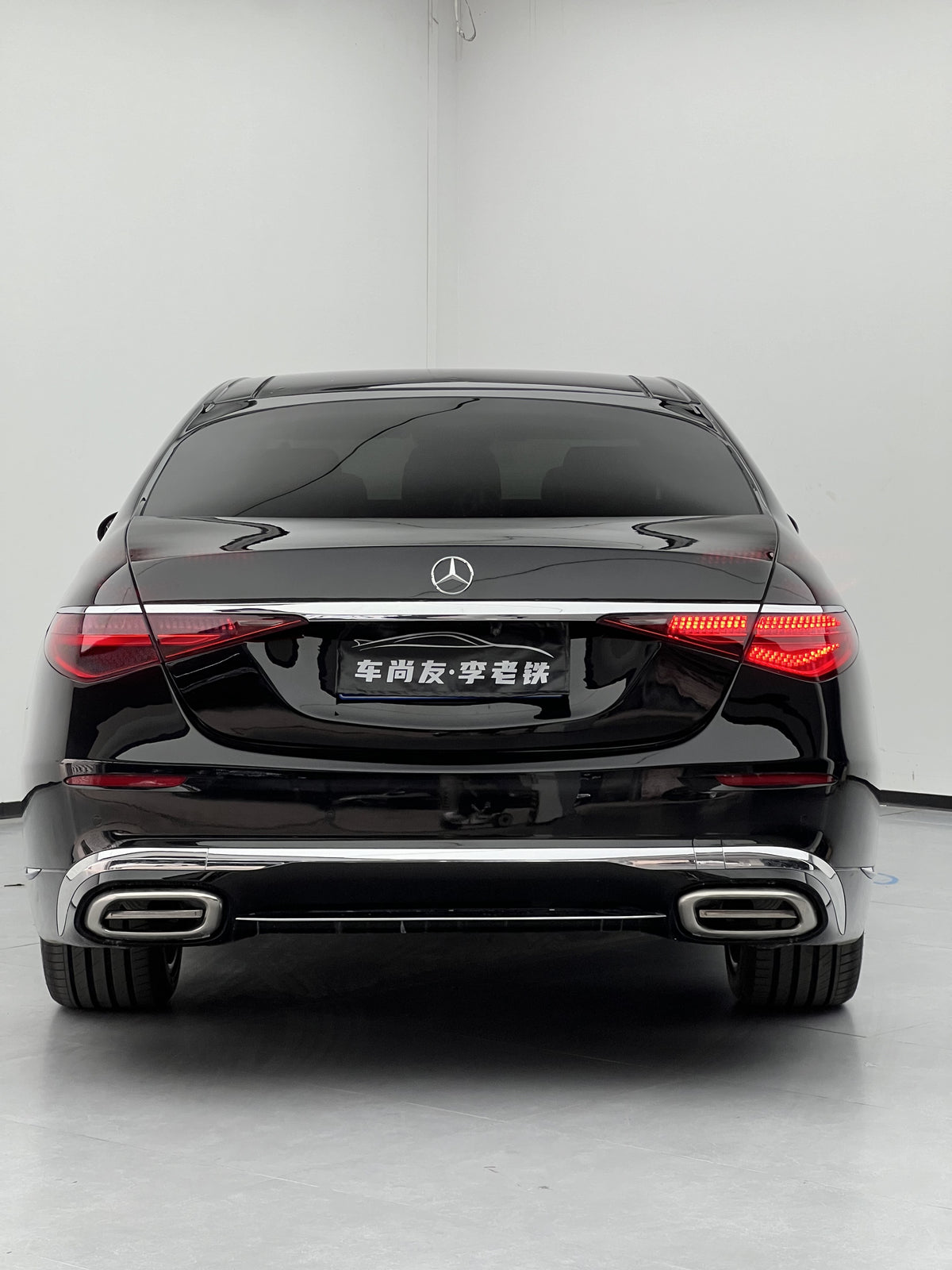 Mercedes-Benz S-Class W221 | 2012 S300 | 奔驰 S 级 W221｜2012 款 S300 – vehicle photo 3